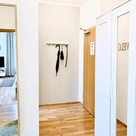 Am Puls Der Stadt - Ferienwohnung In Citynaehe! - 